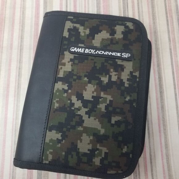 GAME BOY ADVANCE SP ZIPPERED CASE - Picture 10 of 10